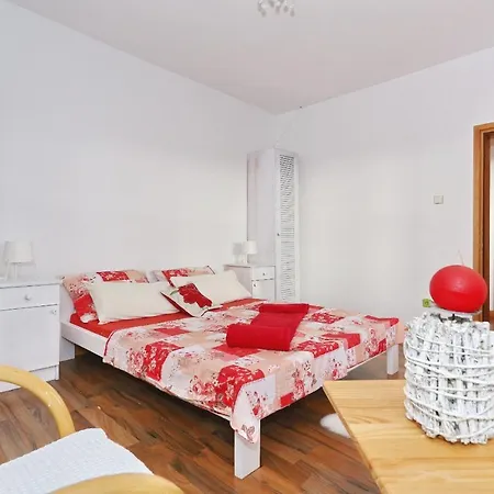 Fraj With Jacuzzi Zadar