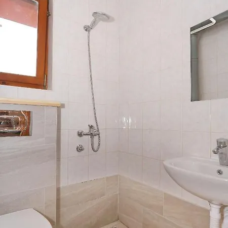 Fraj With Jacuzzi ザダル