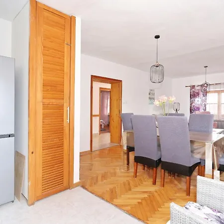 Fraj With Jacuzzi Zadar