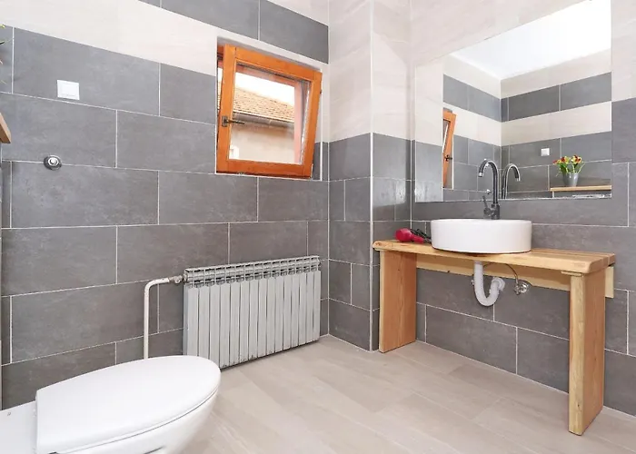 Fraj With Jacuzzi Zadar