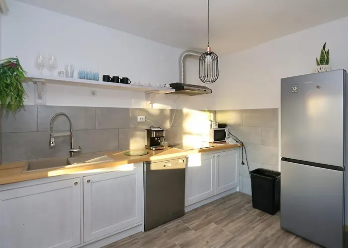 Fraj With Jacuzzi Apartament Zadar