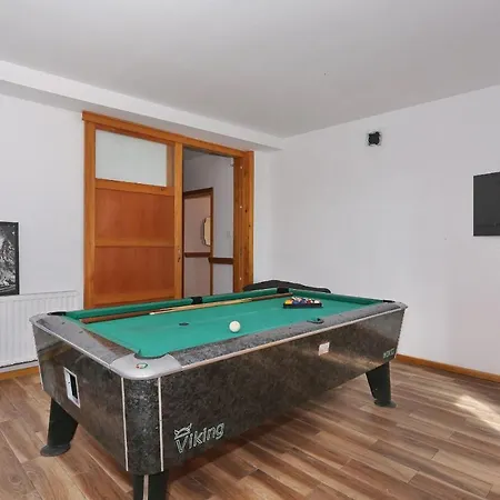 Fraj With Jacuzzi Apartment *