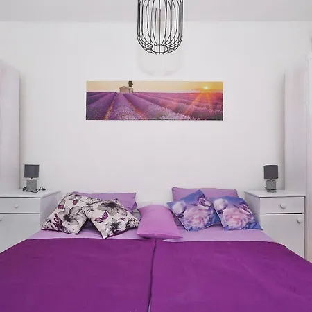 Fraj With Jacuzzi * 扎达尔