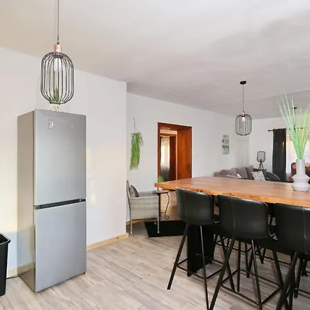 Appartement Fraj With Jacuzzi *