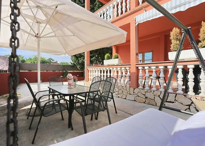 Appartement Fraj With Jacuzzi Zadar