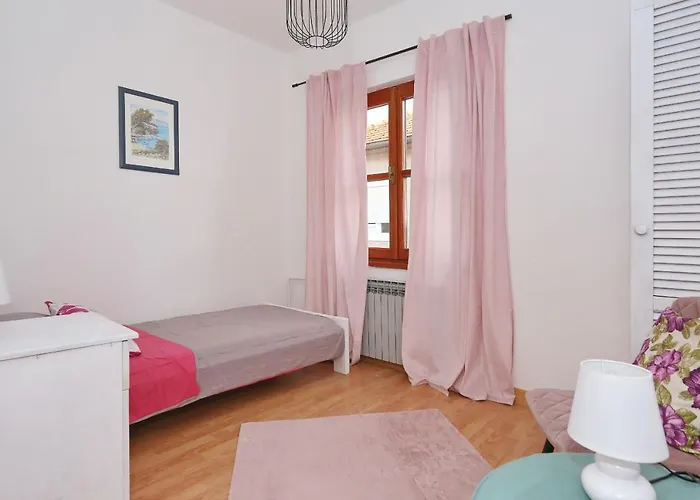 Fraj With Jacuzzi Appartement