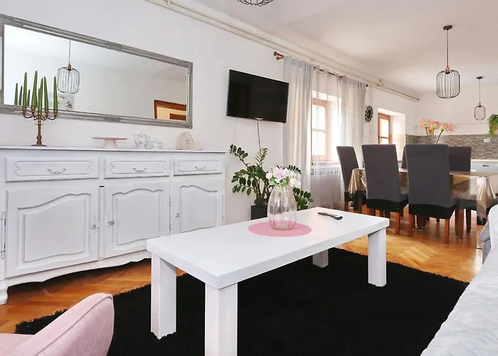 Fraj With Jacuzzi Zadar